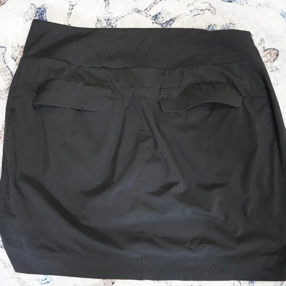 Athleta Women Black Active, Pickelball, Tennis Skirt 6 with shorts - Picture 4 of 6